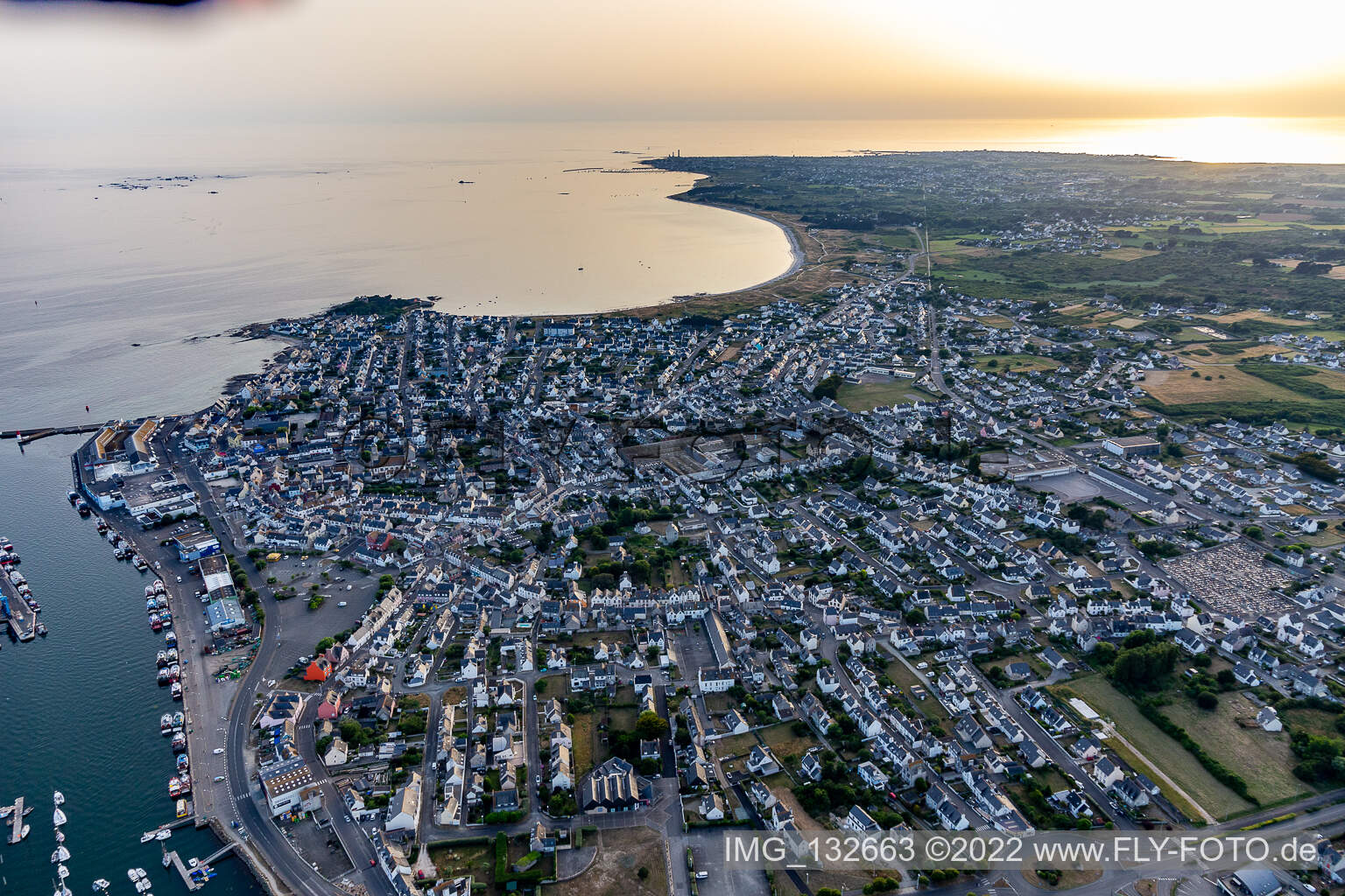 Luftaufnahme von Guilvinec im Bundesland Finistère, Frankreich