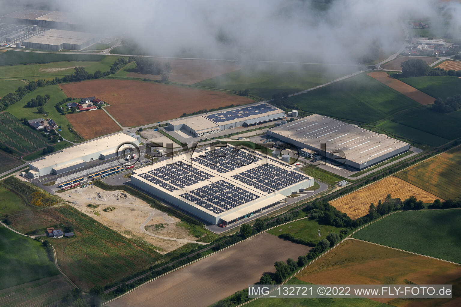 Luftbild von Mamming, Industriepark 1 mit  Rudolph Spedition und Logistik GmbH und  Leadec FM BV & Co. KG im Bundesland Bayern, Deutschland