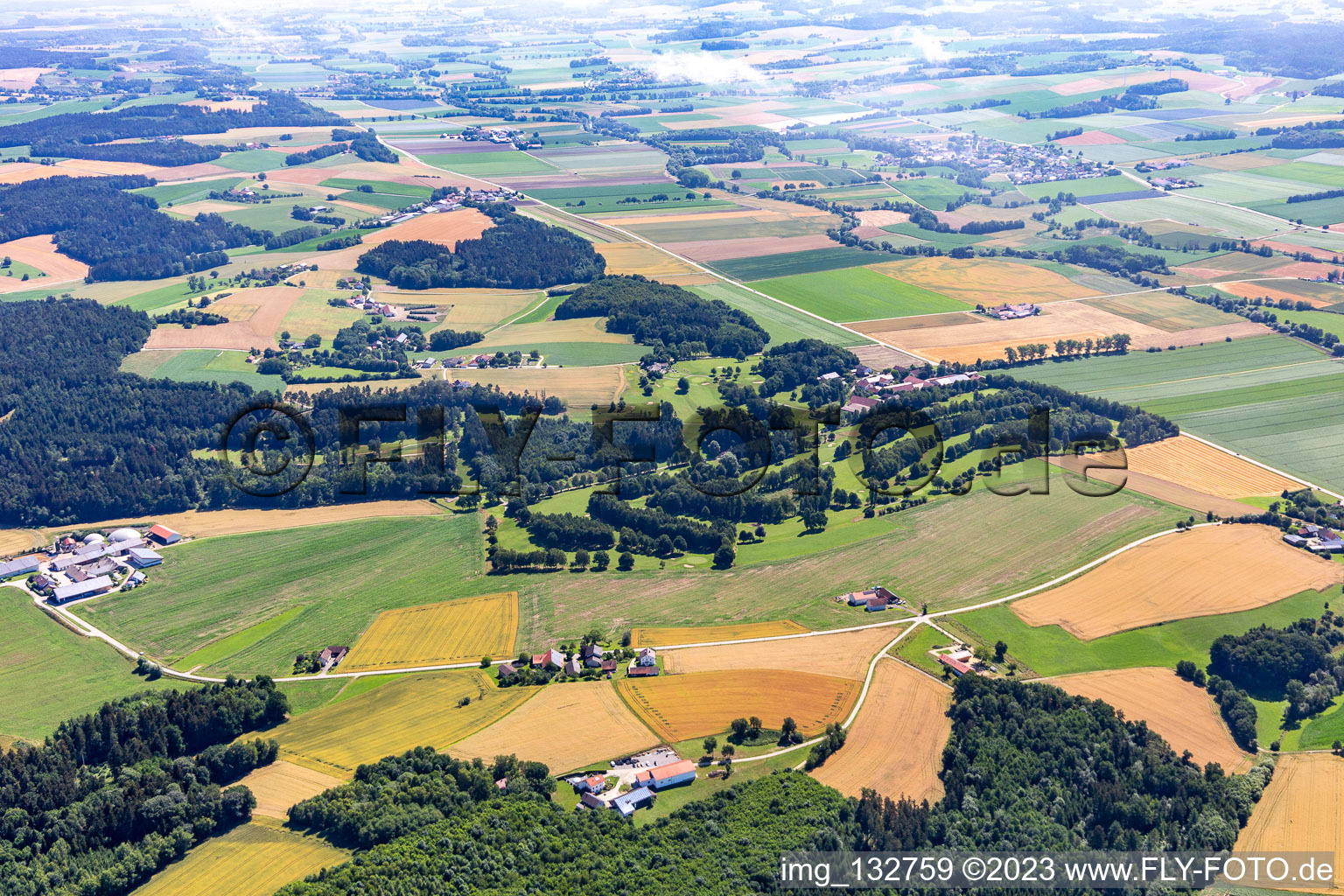 Luftaufnahme von Golf Club Schloßberg e.V in Reisbach im Bundesland Bayern, Deutschland