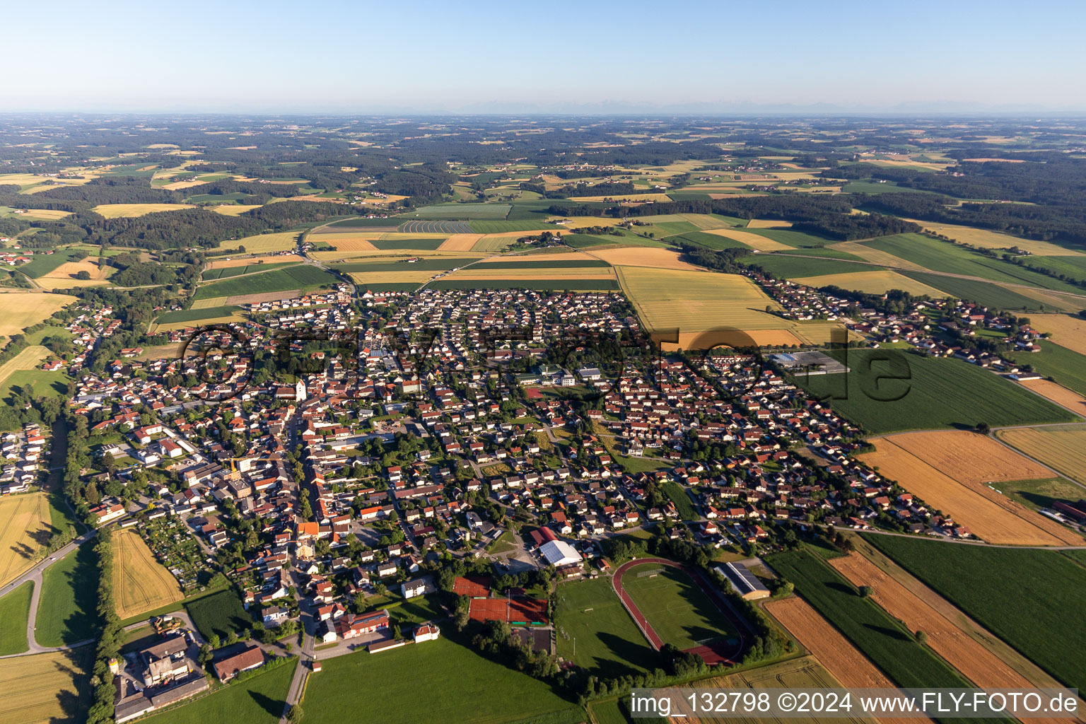 Schrägluftbild von Reisbach im Bundesland Bayern, Deutschland