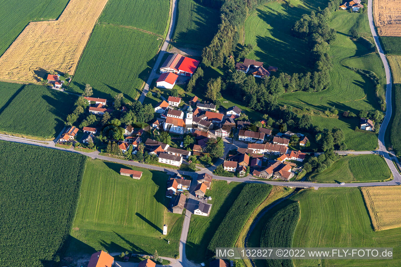 Luftaufnahme von Jägerndorf in Arnstorf im Bundesland Bayern, Deutschland