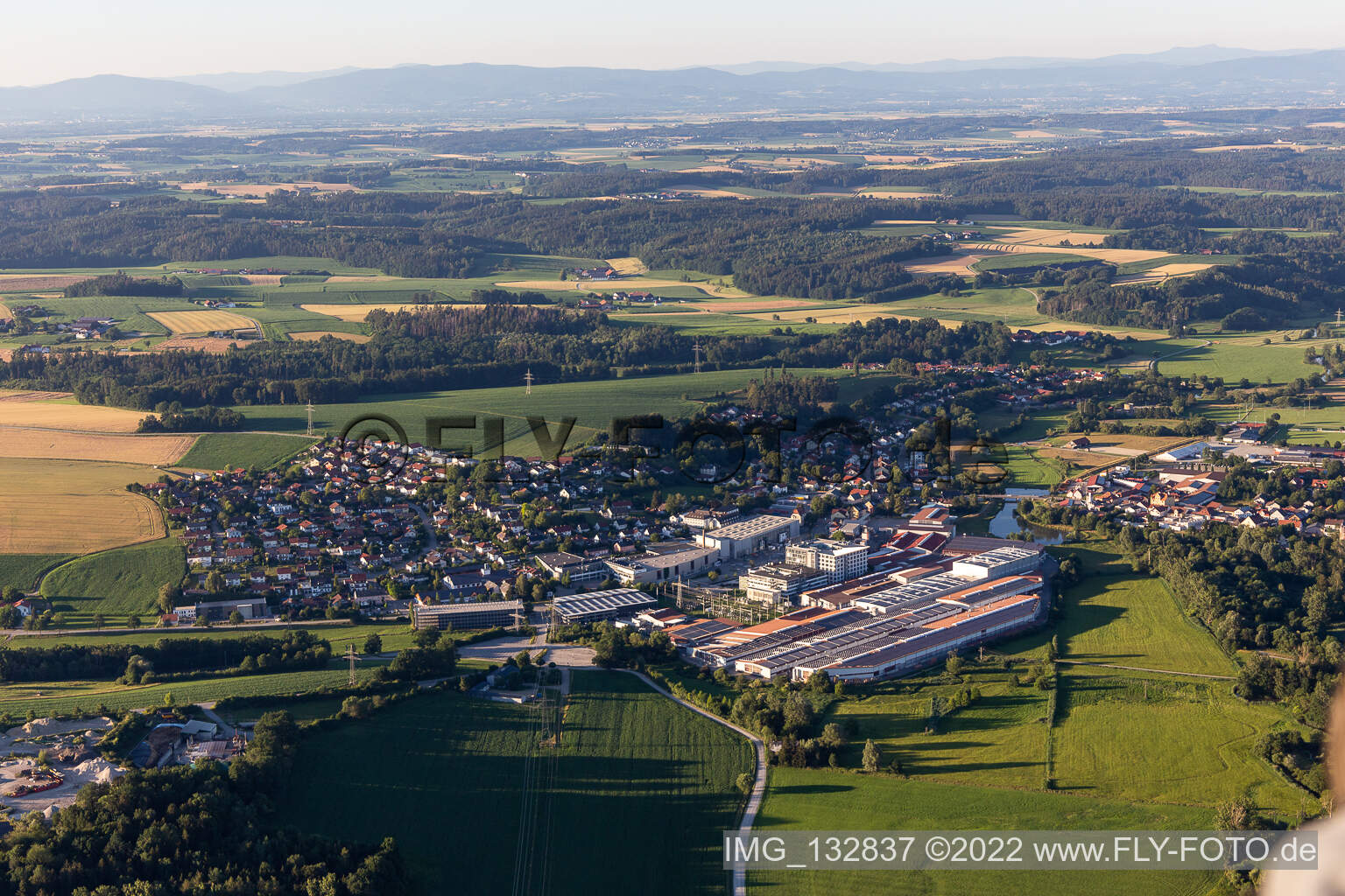Luftbild von Arnstorf im Bundesland Bayern, Deutschland