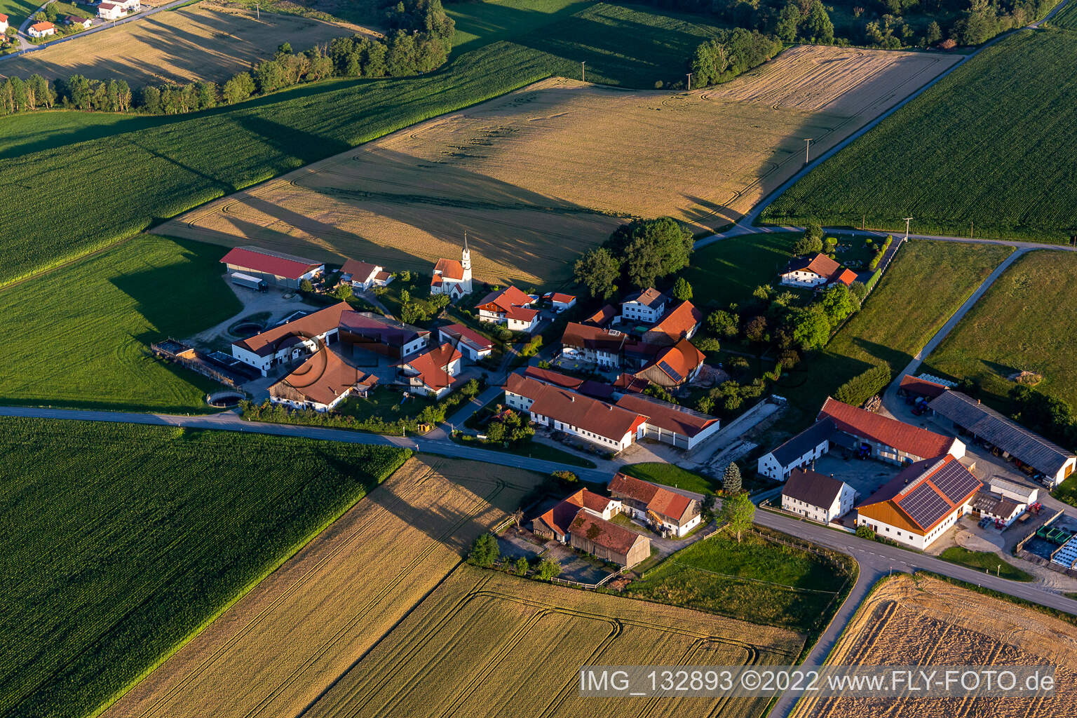 Luftbild von Freundorf in Aldersbach im Bundesland Bayern, Deutschland