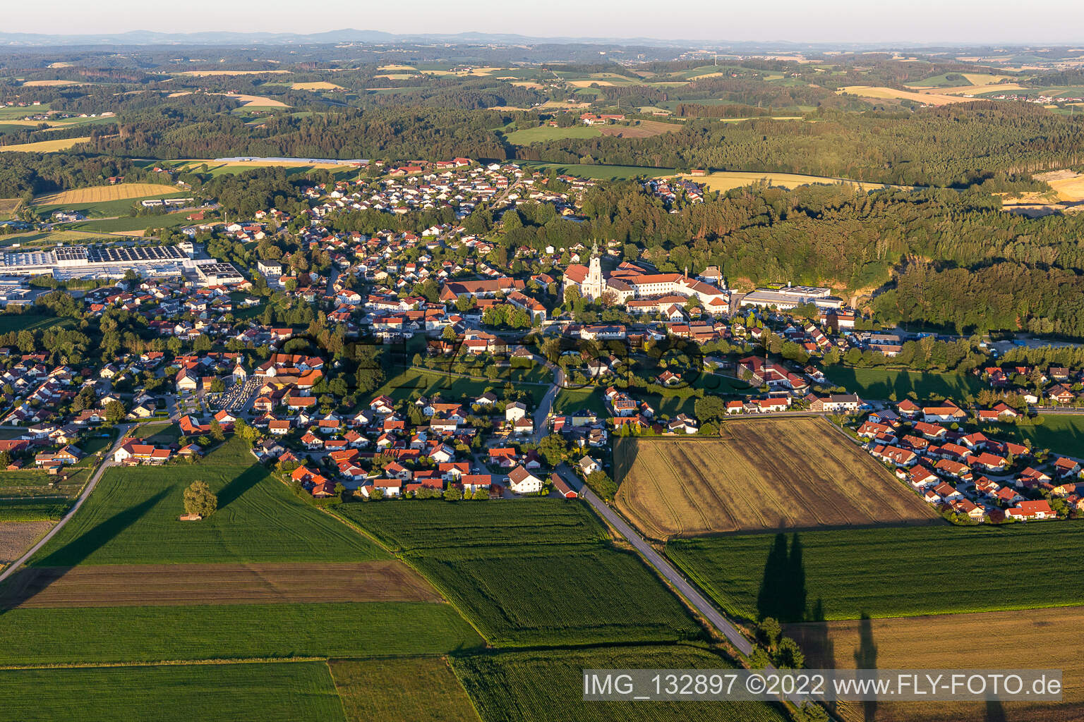 Luftbild von Aldersbach im Bundesland Bayern, Deutschland