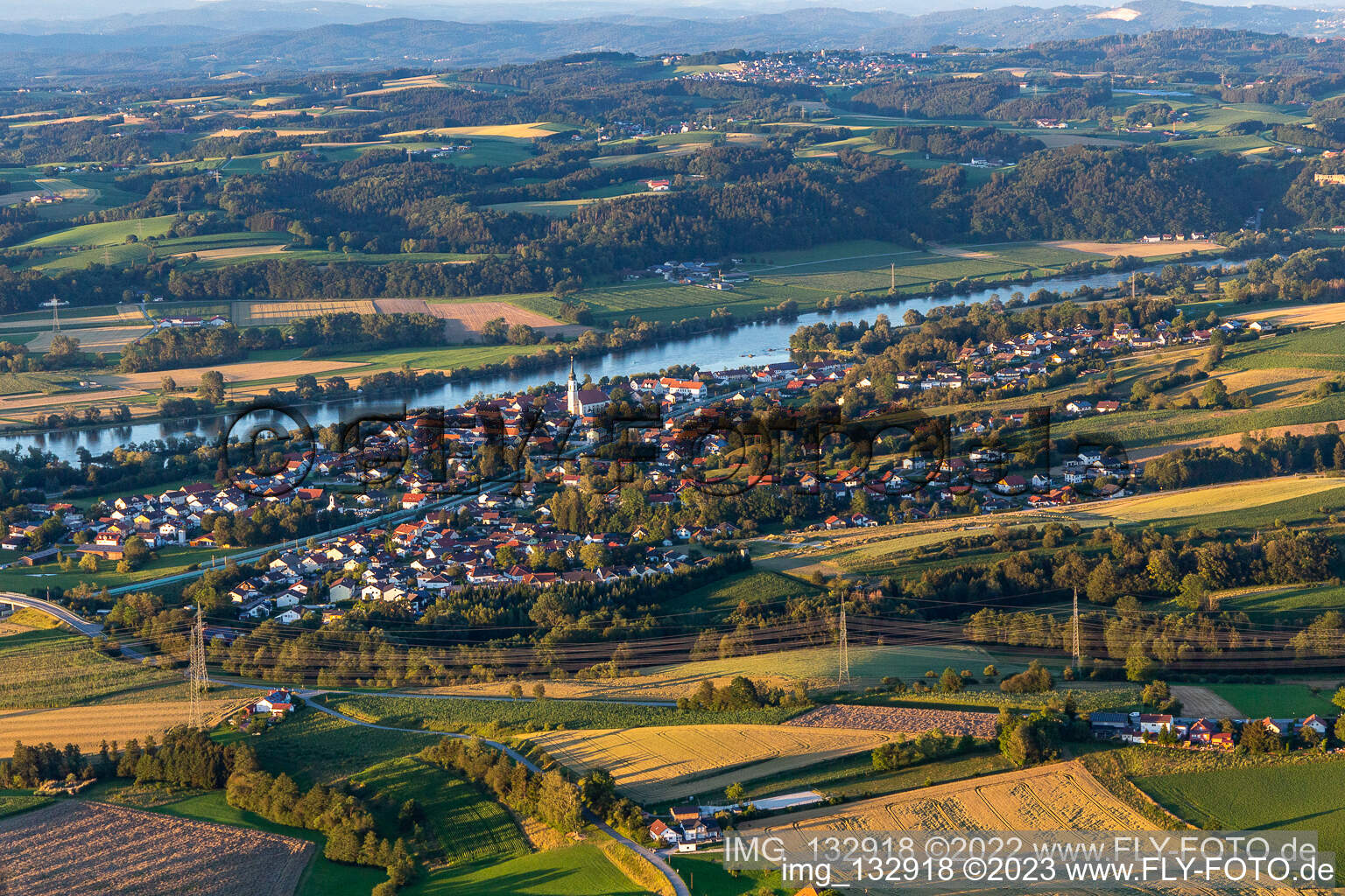 Luftbild von Pleinting in Vilshofen an der Donau im Bundesland Bayern, Deutschland