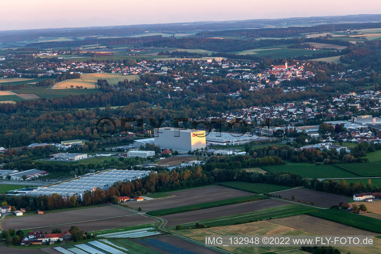 Einhell Germany AG in Landau an der Isar im Bundesland Bayern, Deutschland von oben