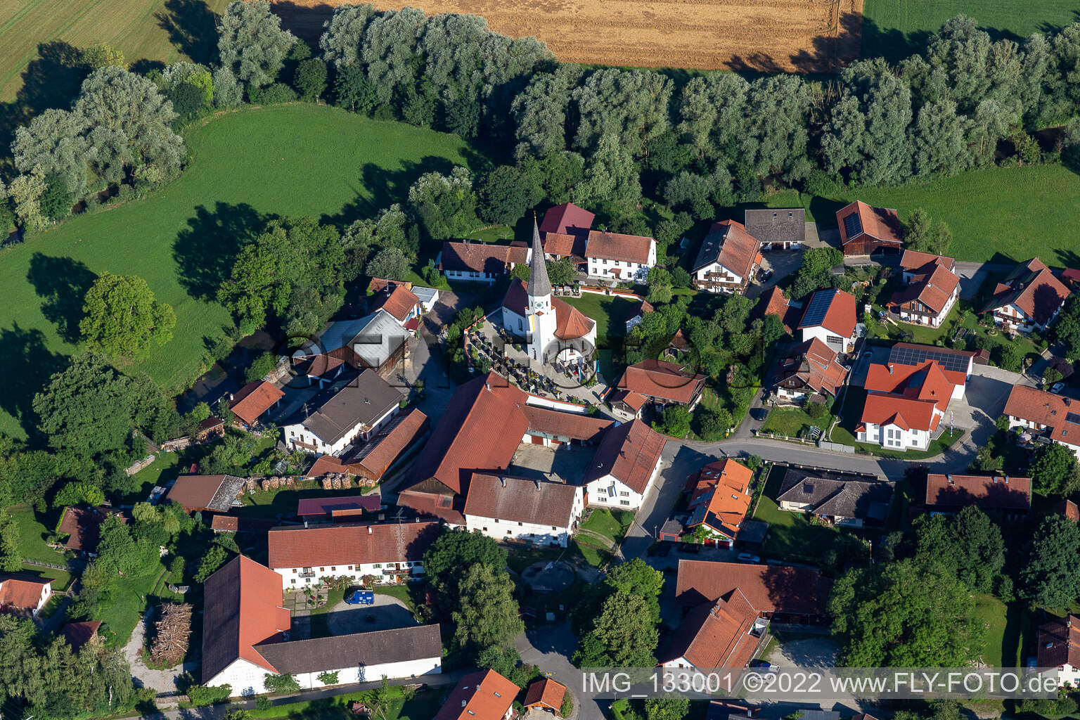 Luftaufnahme von Leberskirchen an der Vils bei Rutting in Schalkham im Bundesland Bayern, Deutschland