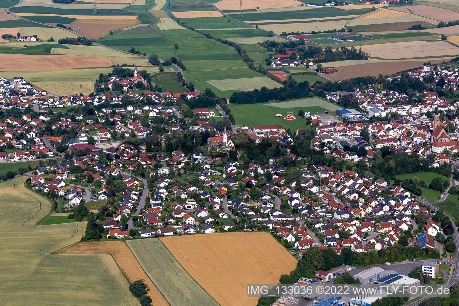 Luftbild von Geisenhausen im Bundesland Bayern, Deutschland