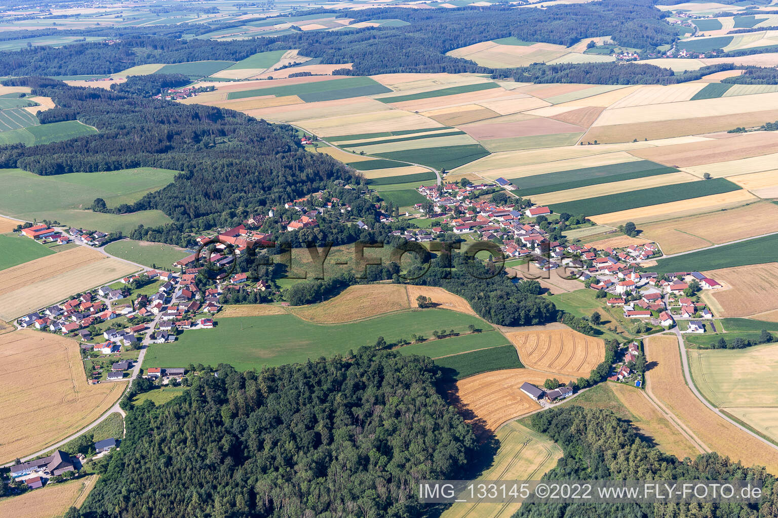 Luftbild von Oberköllnbach in Postau im Bundesland Bayern, Deutschland