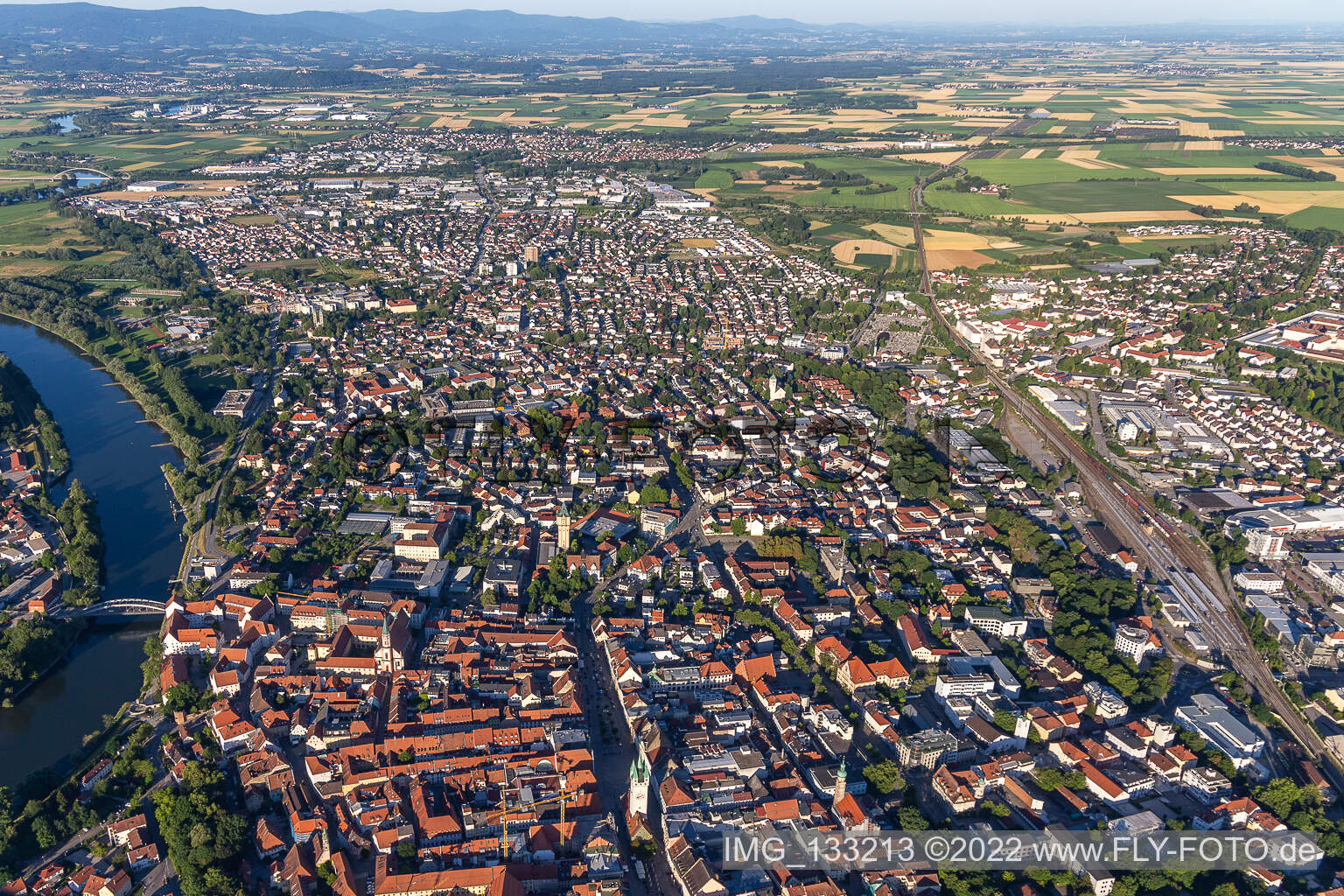 Straubing im Bundesland Bayern, Deutschland von oben