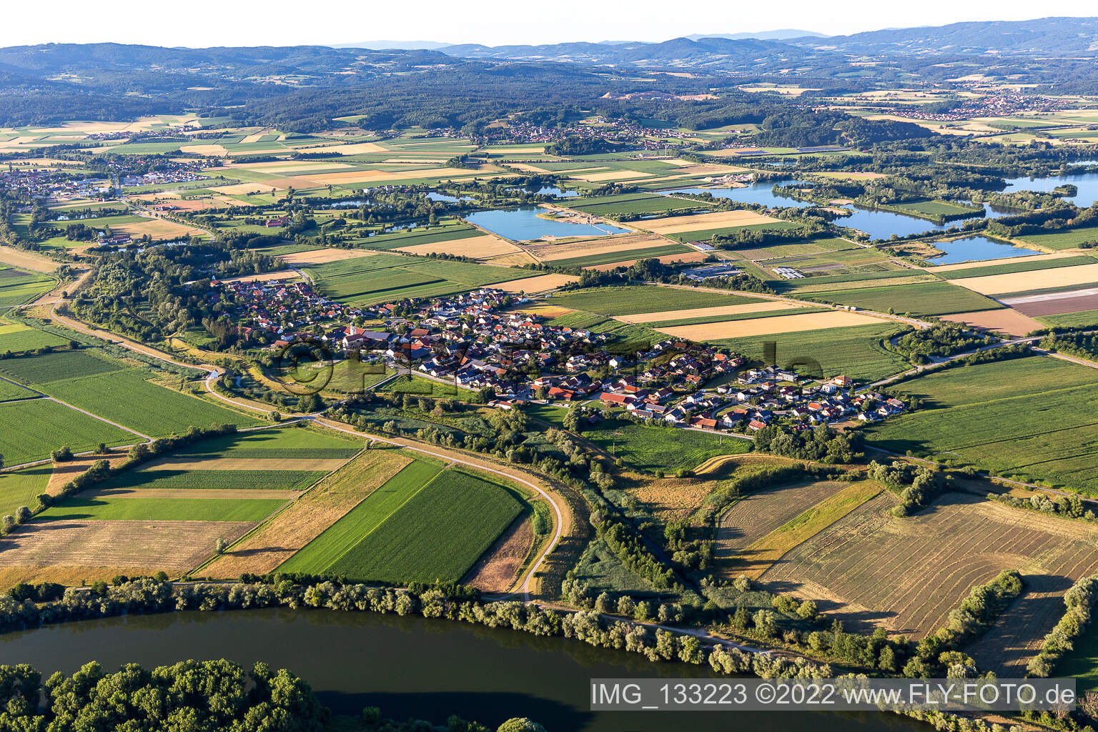 Luftbild von Kößnach in Kirchroth im Bundesland Bayern, Deutschland