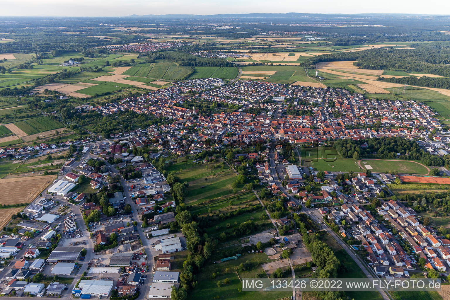 Luftbild von Liedolsheim in Dettenheim im Bundesland Baden-Württemberg, Deutschland