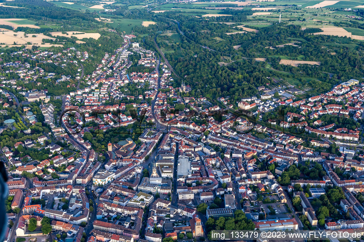 City von Westen in Bruchsal im Bundesland Baden-Württemberg, Deutschland