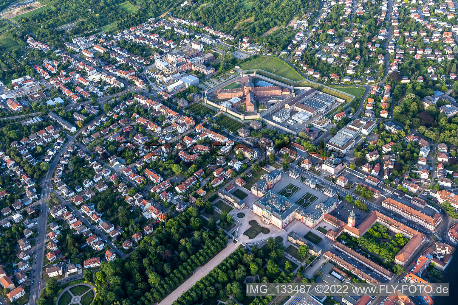Luftbild von Justizvollzugsanstalt Bruchsal im Bundesland Baden-Württemberg, Deutschland