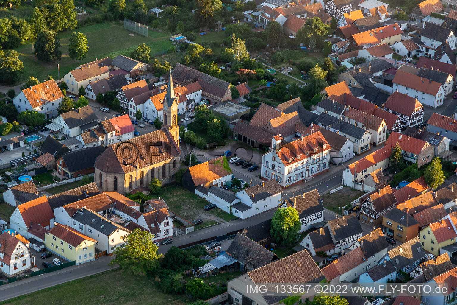 Christuskirche - Prot. Kirchengemeinde Lustadt im Bundesland Rheinland-Pfalz, Deutschland