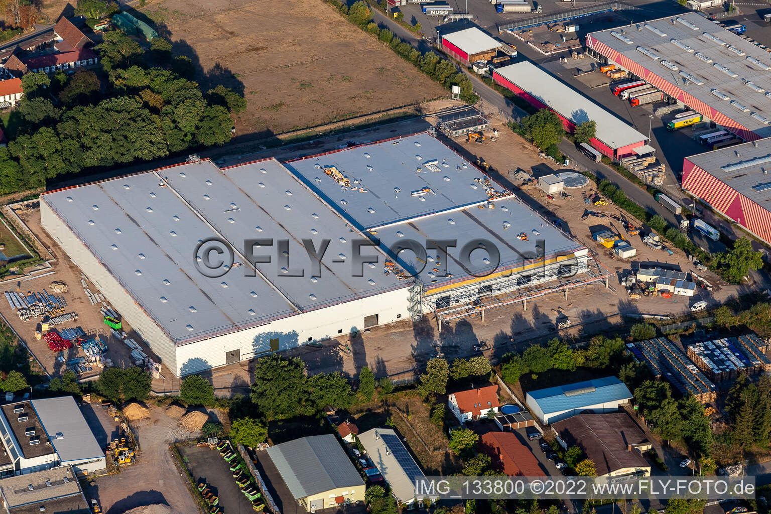 Luftbild von Neubau am Hornbach Logistikzentrum Essingen im Bundesland Rheinland-Pfalz, Deutschland