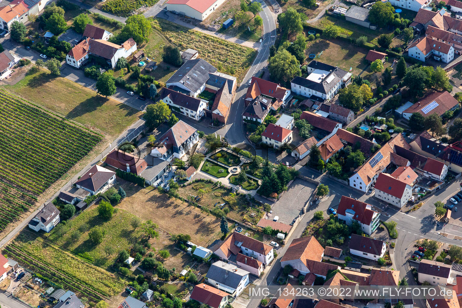 Luftbild von Schlössl Oberotterbach im Bundesland Rheinland-Pfalz, Deutschland