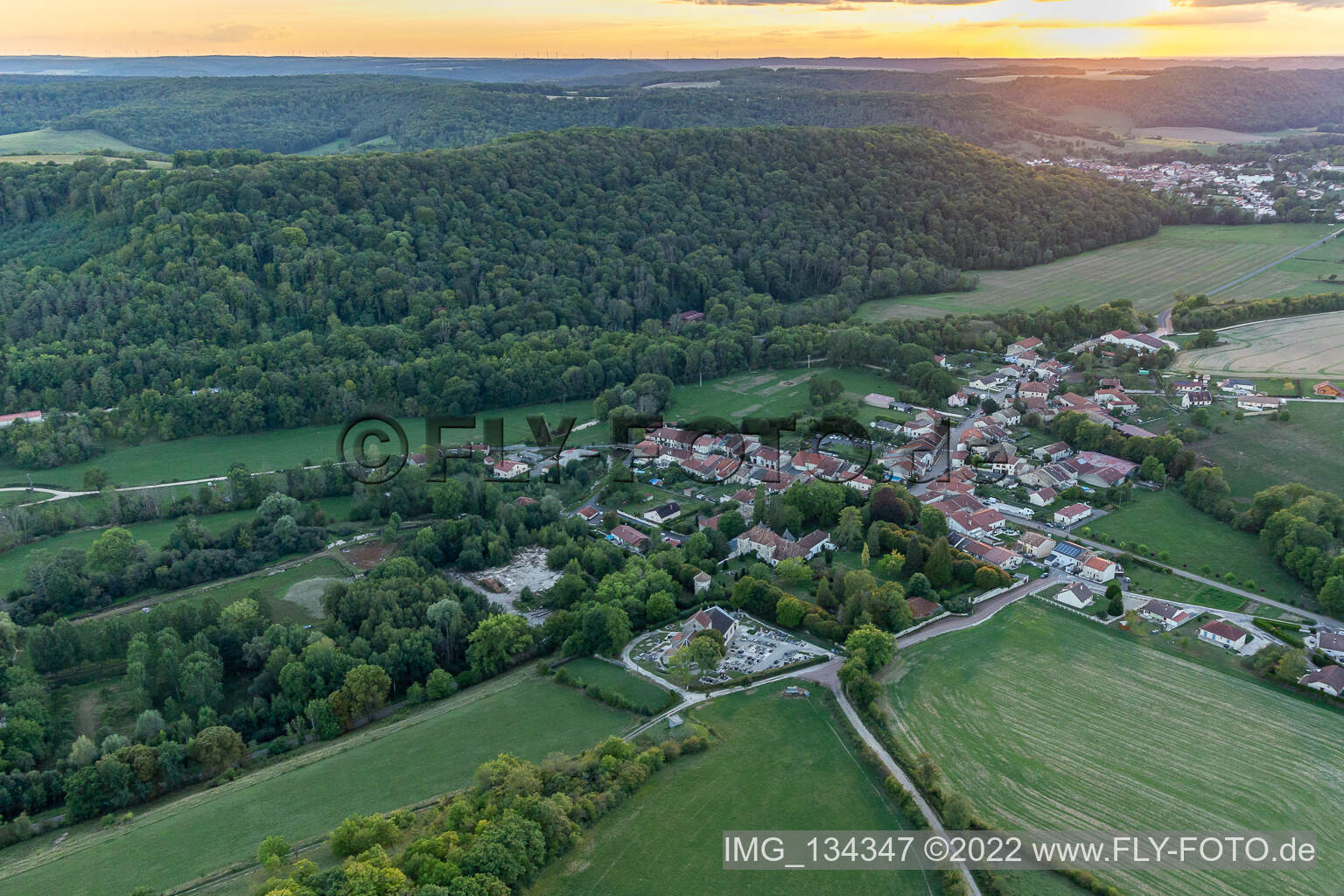 Luftaufnahme von Noncourt-sur-le-Rongeant im Bundesland Haute-Marne, Frankreich