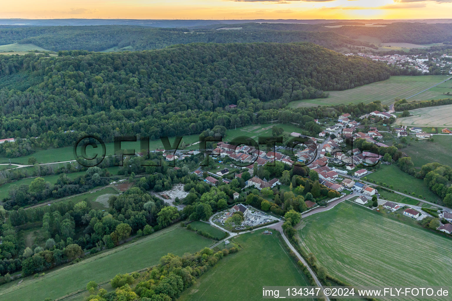 Luftaufnahme von Noncourt-sur-le-Rongeant im Bundesland Haute-Marne, Frankreich