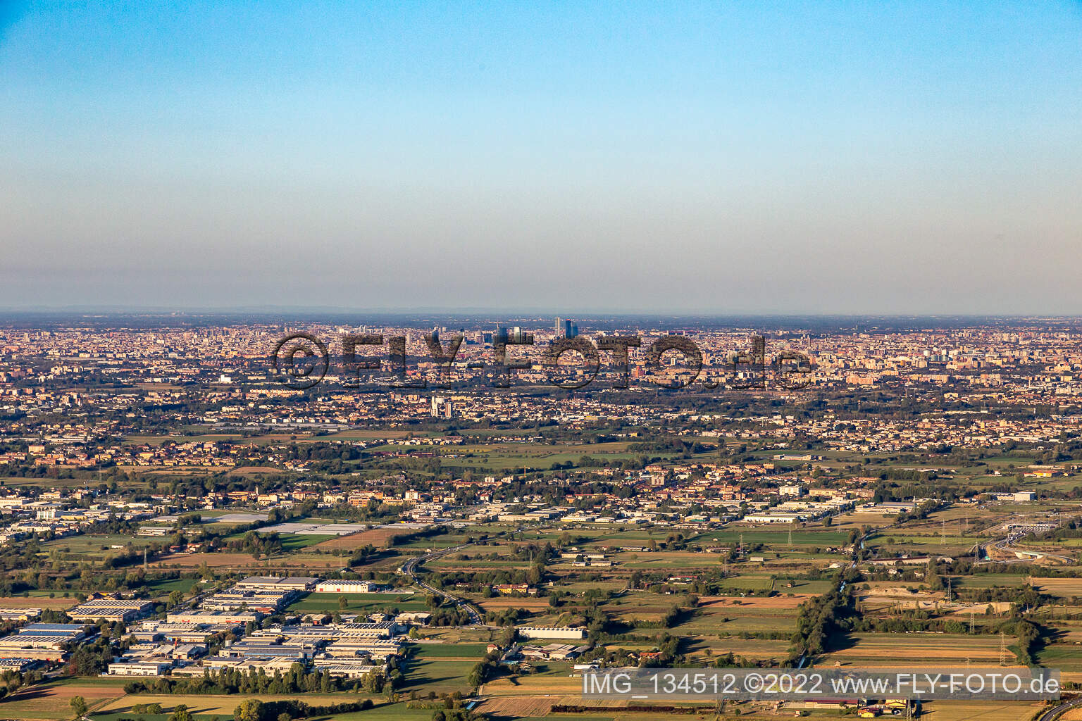 Luftbild von Mailand im Bundesland Lombardei, Italien