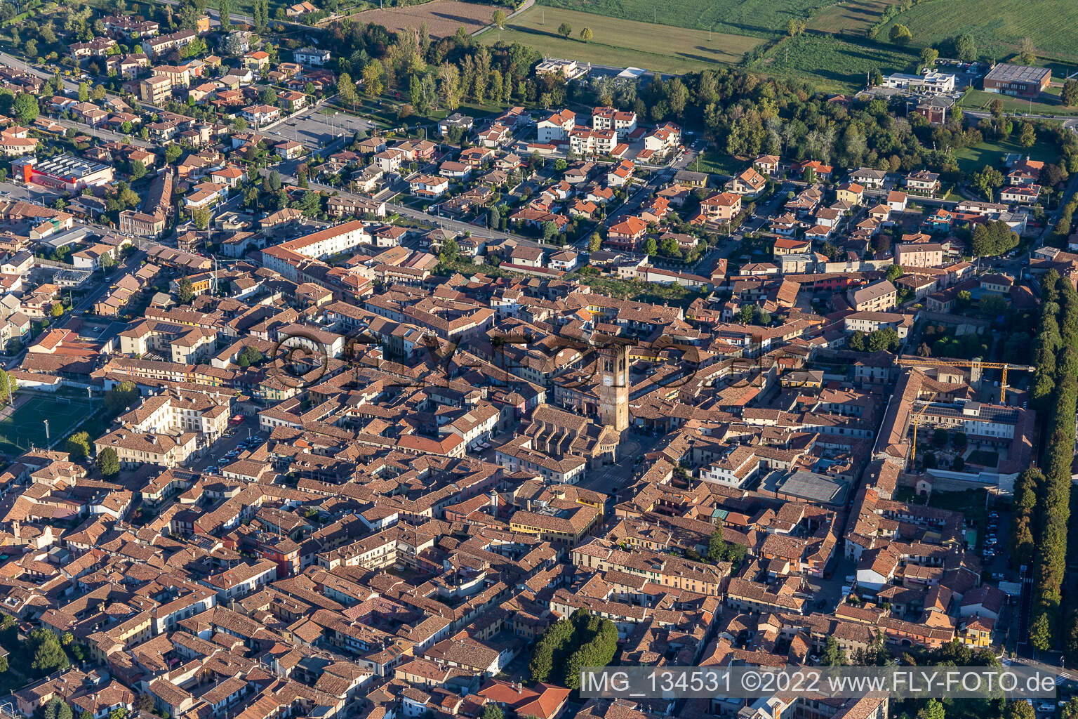 Luftaufnahme von Rivolta d’Adda im Bundesland Cremona, Italien