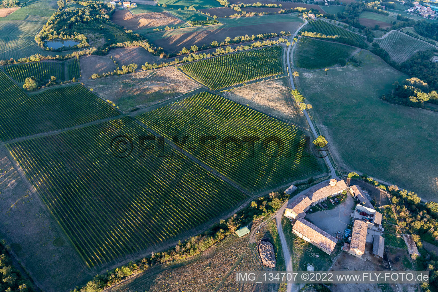 Luftbild von Corte Figno in Case Figno in Scandiano im Bundesland Reggio Emilia, Italien