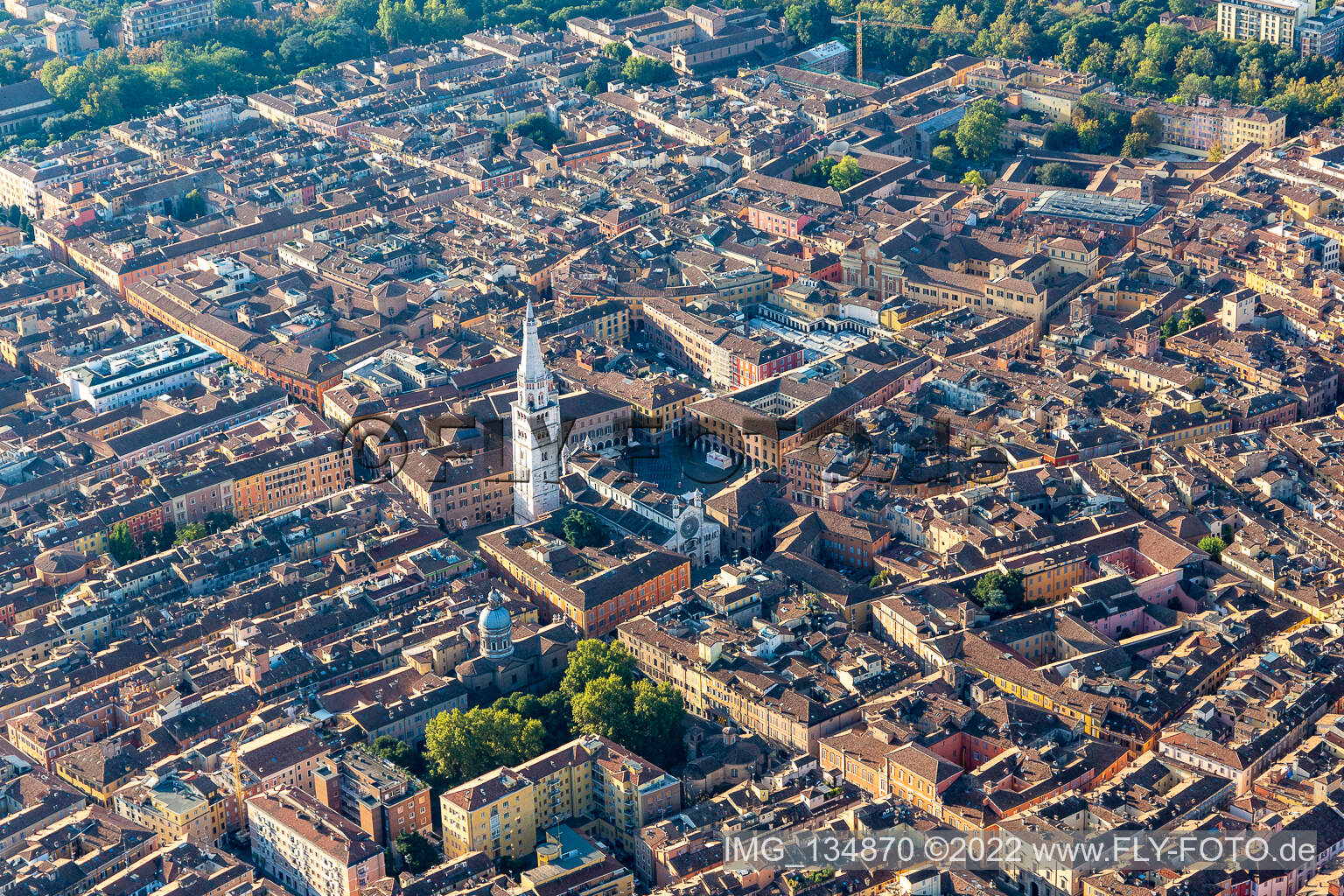 Historische Altstadt in Modena, Italien