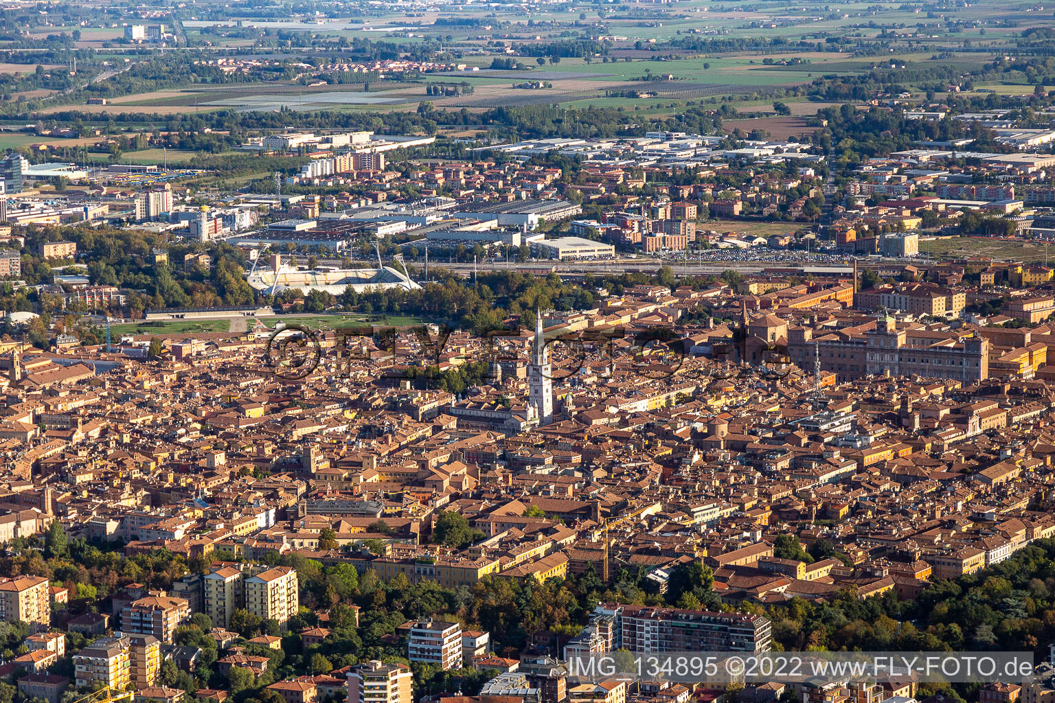 Luftaufnahme von Kathedrale Von Modena Duomo di Modena, Italien