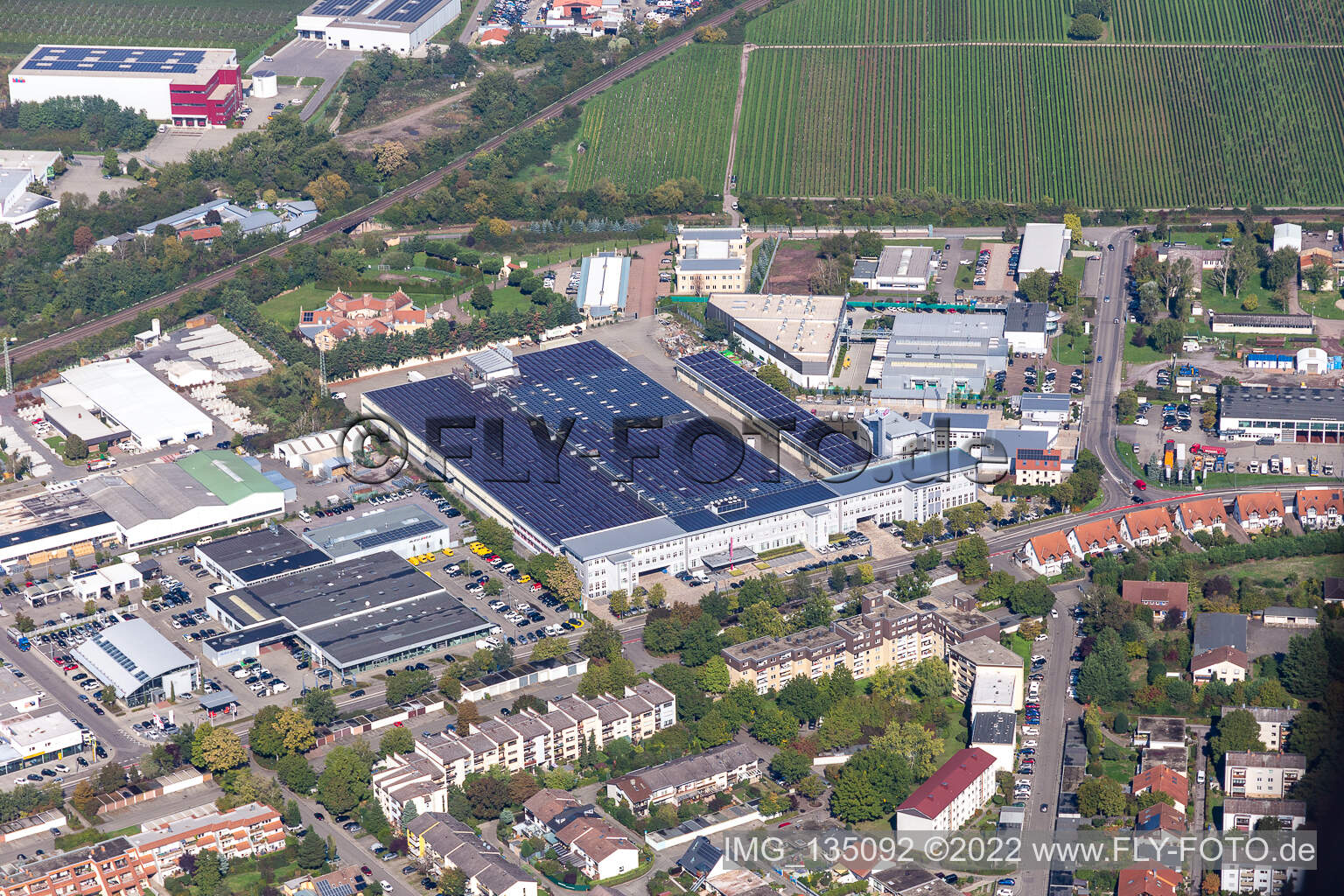 Luftaufnahme von Progroup AG in Landau in der Pfalz im Bundesland Rheinland-Pfalz, Deutschland