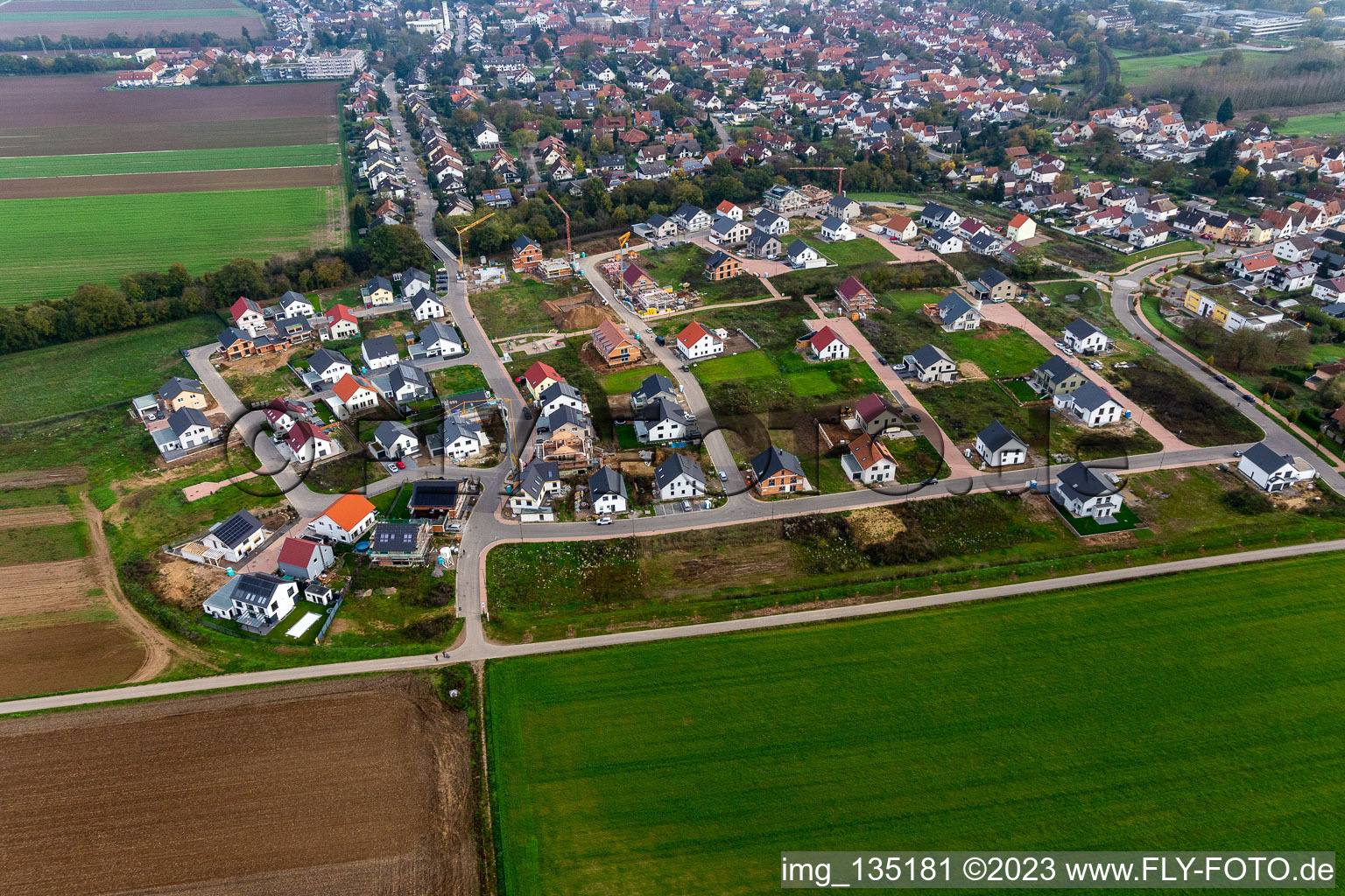 Neubaugebiet K2 in Kandel im Bundesland Rheinland-Pfalz, Deutschland aus der Vogelperspektive