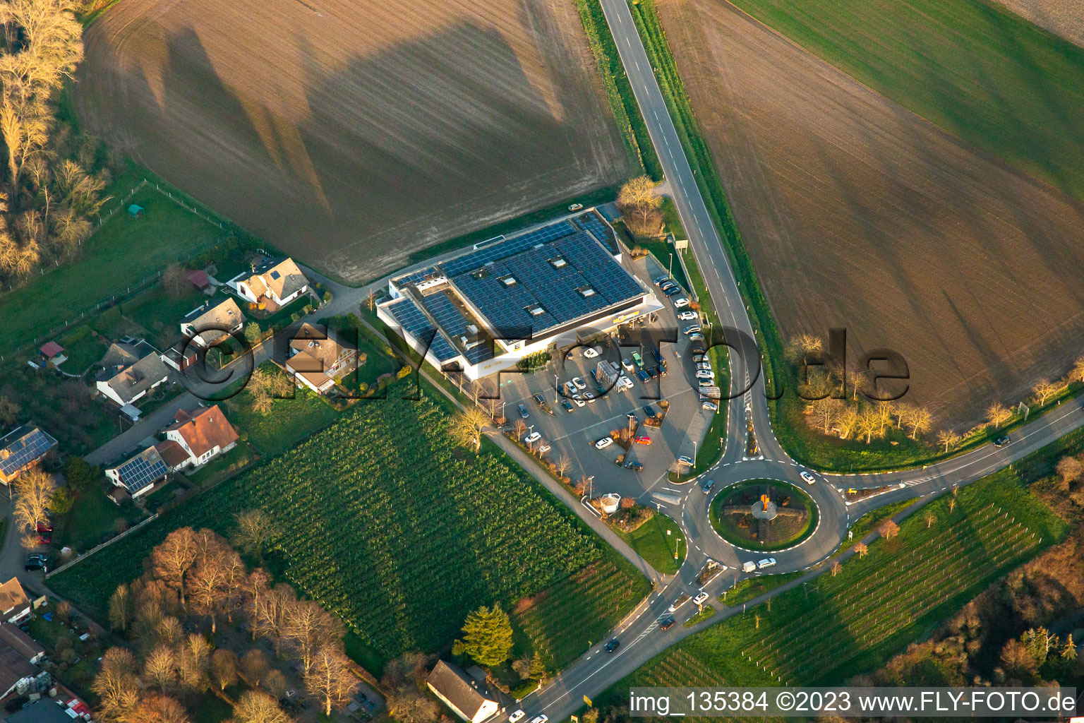 Luftbild von EDEKA Paul im Ortsteil Appenhofen in Billigheim-Ingenheim im Bundesland Rheinland-Pfalz, Deutschland
