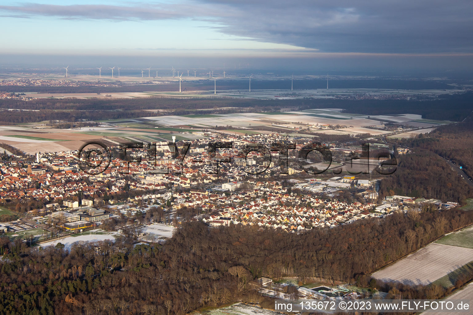 Gartenstadt im Winter bei Schnee in Kandel im Bundesland Rheinland-Pfalz, Deutschland