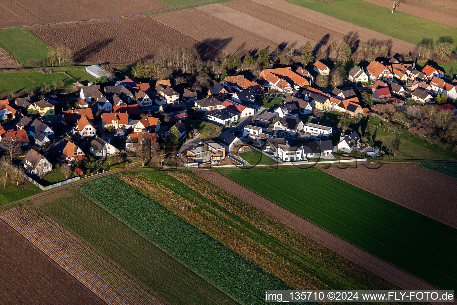 Rue de la Chappelle in Niederlauterbach im Bundesland Bas-Rhin, Frankreich