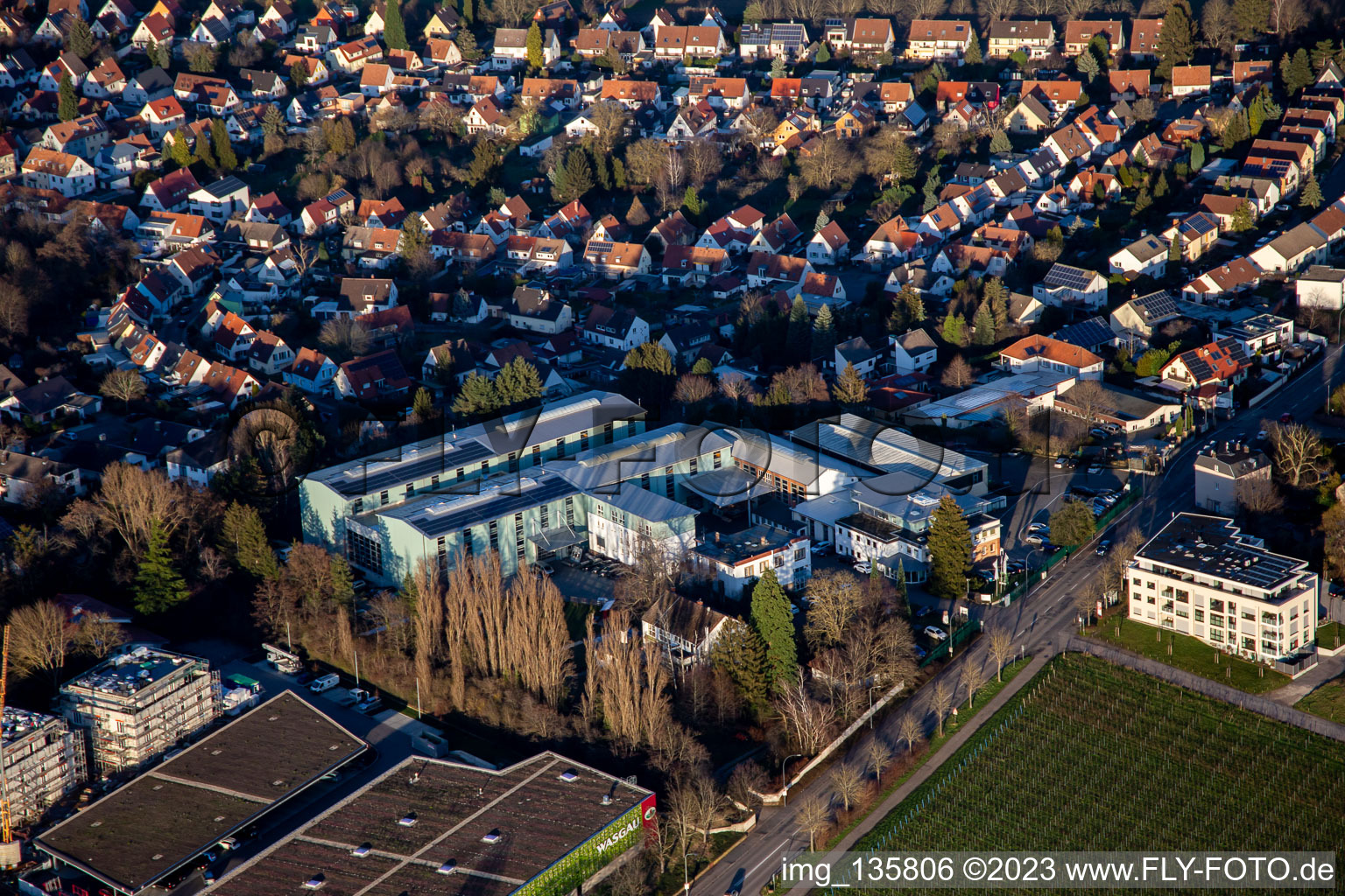 Luftbild von Wickert Maschinenbau GmbH an der Wollmesheimer Höhe in Landau in der Pfalz im Bundesland Rheinland-Pfalz, Deutschland