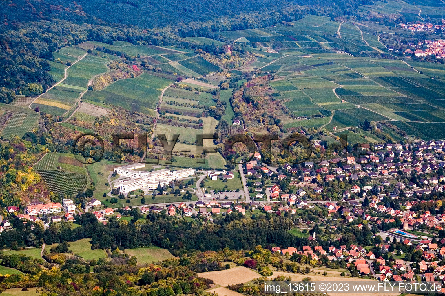 Luftaufnahme von Wissembourg, Sonnenberg nach Schweigen im Bundesland Bas-Rhin, Frankreich