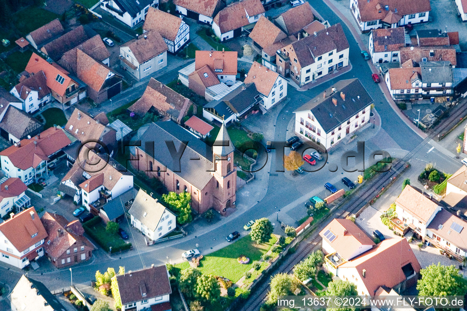Ortsansicht der Straßen und Häuser der Wohngebiete in Bruchweiler-Bärenbach im Bundesland Rheinland-Pfalz, Deutschland