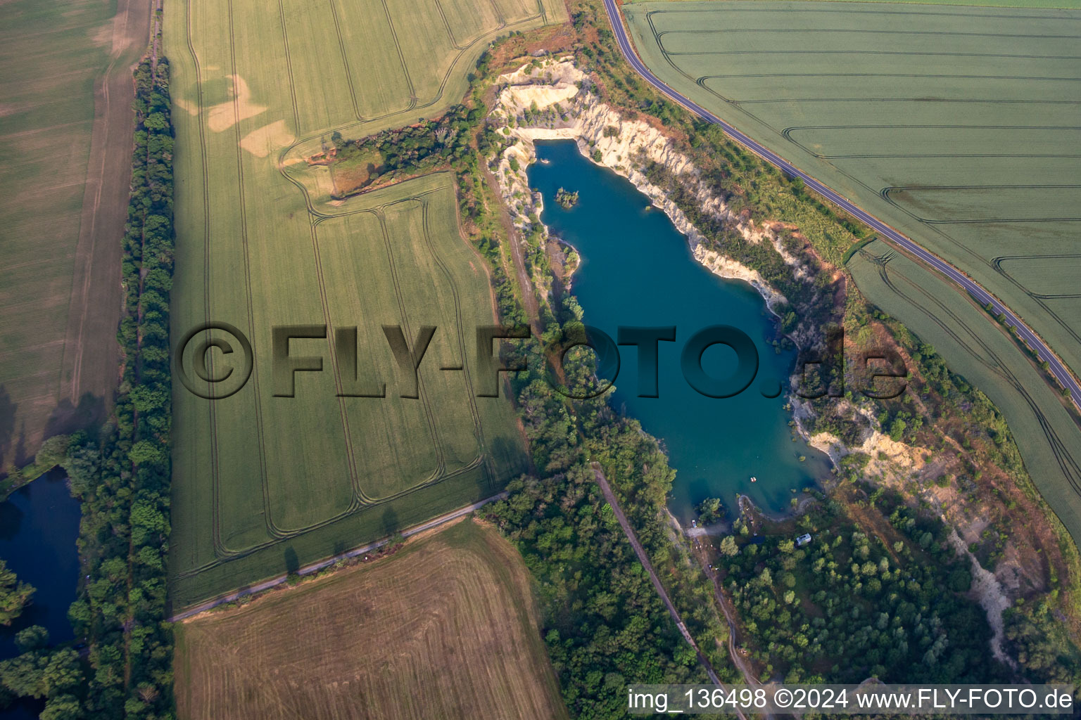 Luftbild von Baggersee an der Bahnhofstr im Ortsteil Ermsleben in Falkenstein im Bundesland Sachsen-Anhalt, Deutschland