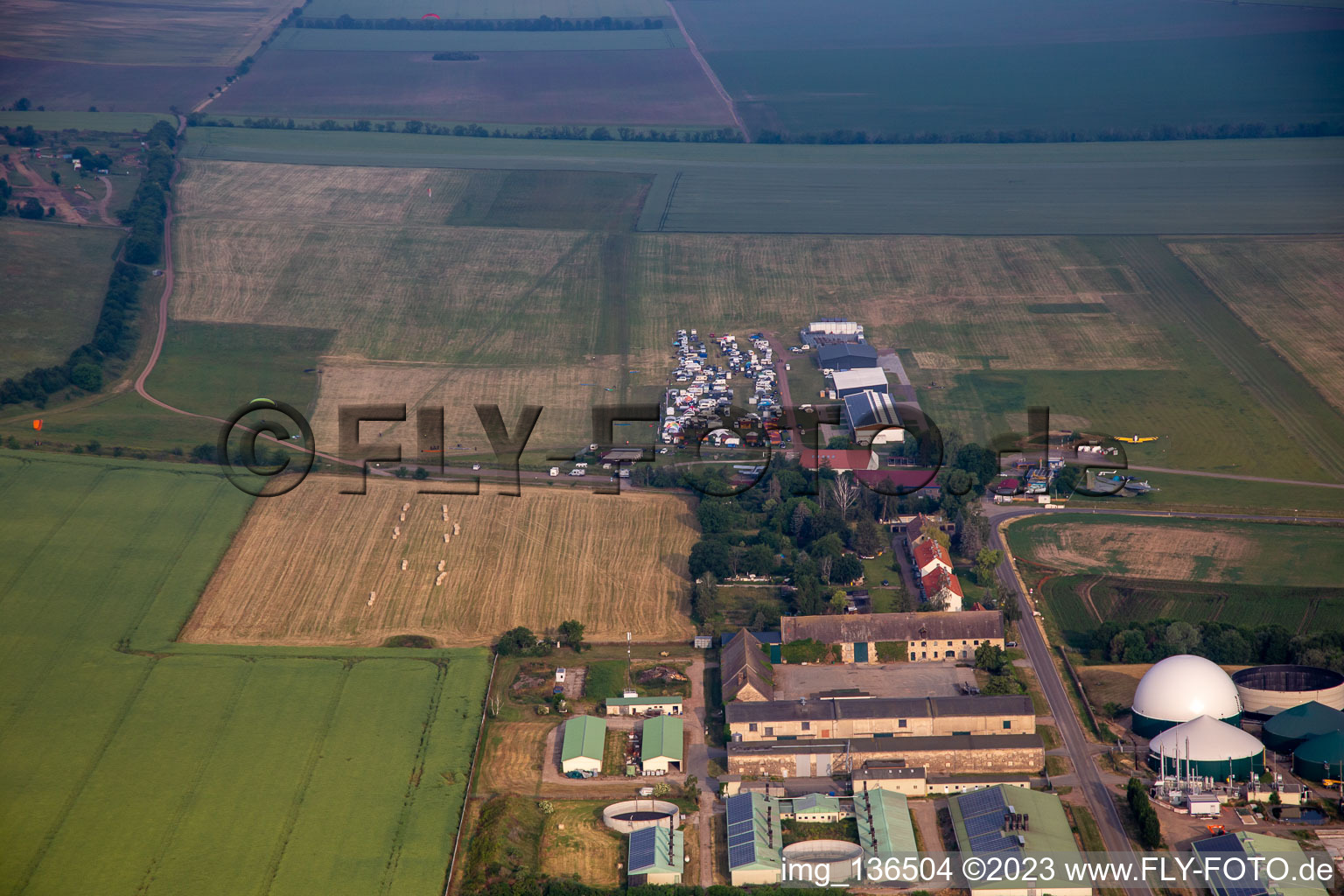 Luftaufnahme von Schweinemastanlage Ballenstedt GbR im Ortsteil Asmusstedt im Bundesland Sachsen-Anhalt, Deutschland