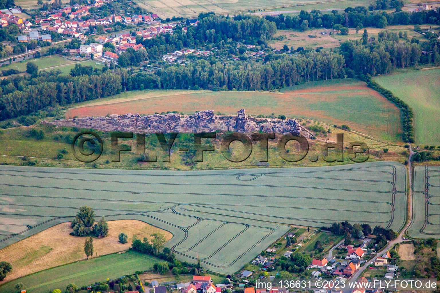Luftbild von Teufelsmauer (Königsstein) von Norden im Ortsteil Weddersleben in Thale im Bundesland Sachsen-Anhalt, Deutschland