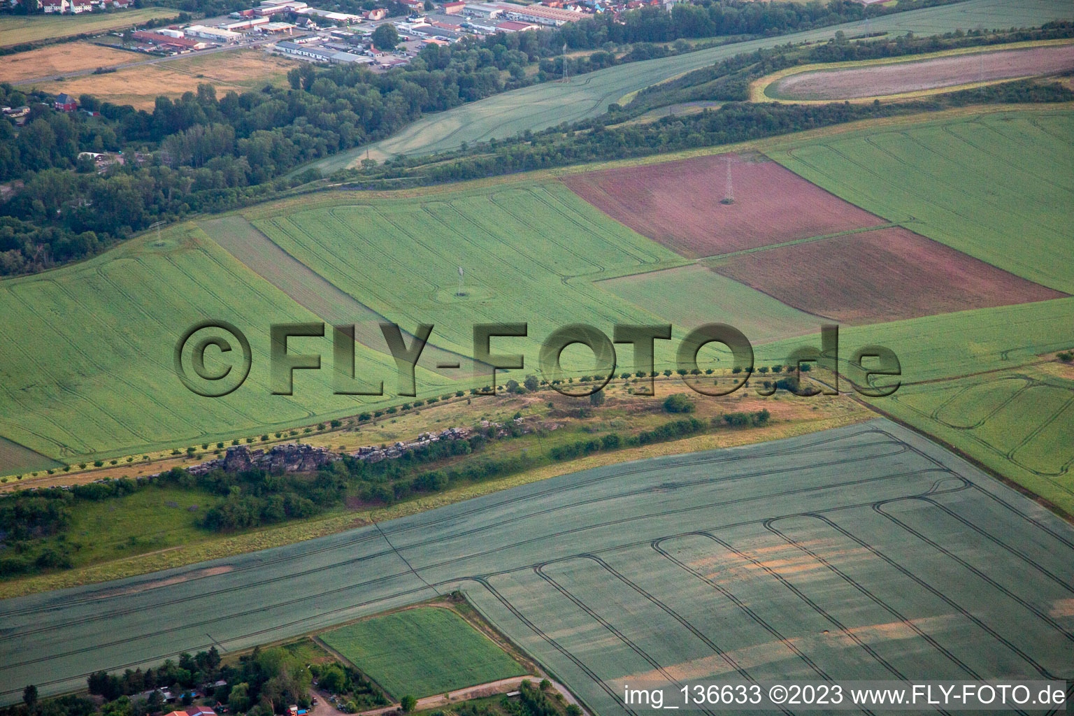 Luftbild von Teufelsmauer Mittelsteine von Norden im Ortsteil Weddersleben in Thale im Bundesland Sachsen-Anhalt, Deutschland