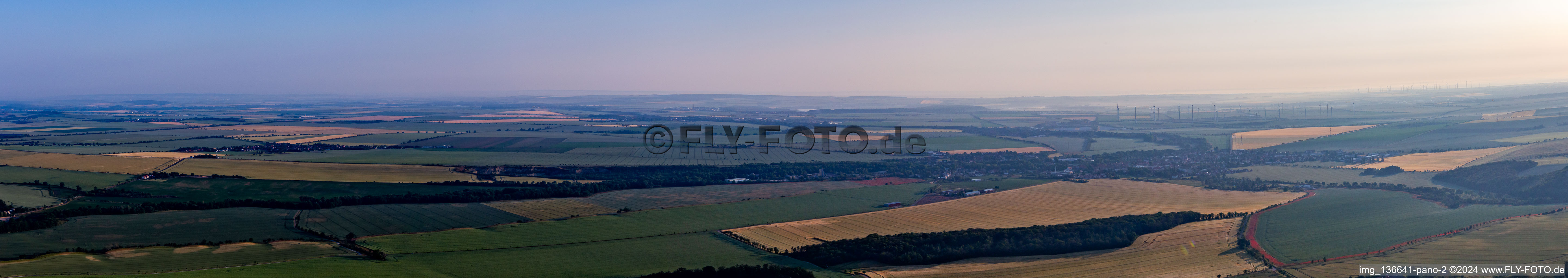 Harzvorland-Panorama im Ortsteil Ermsleben in Falkenstein im Bundesland Sachsen-Anhalt, Deutschland