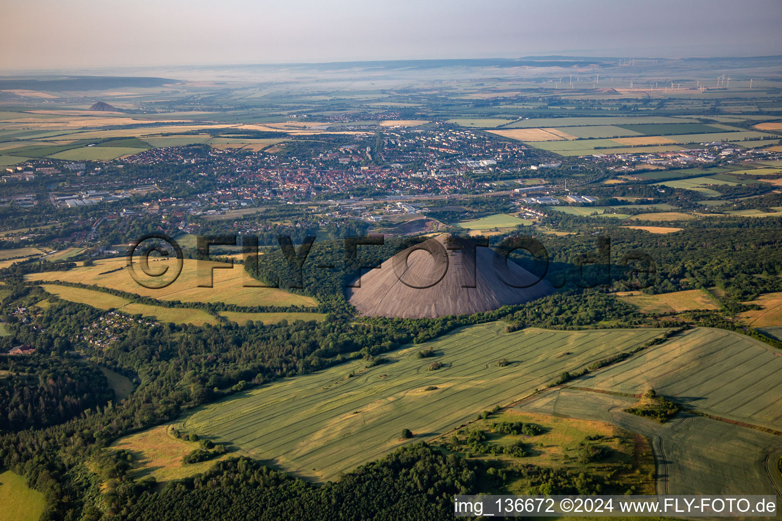 Luftbild von Halde "Hohe Linde" in Sangerhausen im Bundesland Sachsen-Anhalt, Deutschland