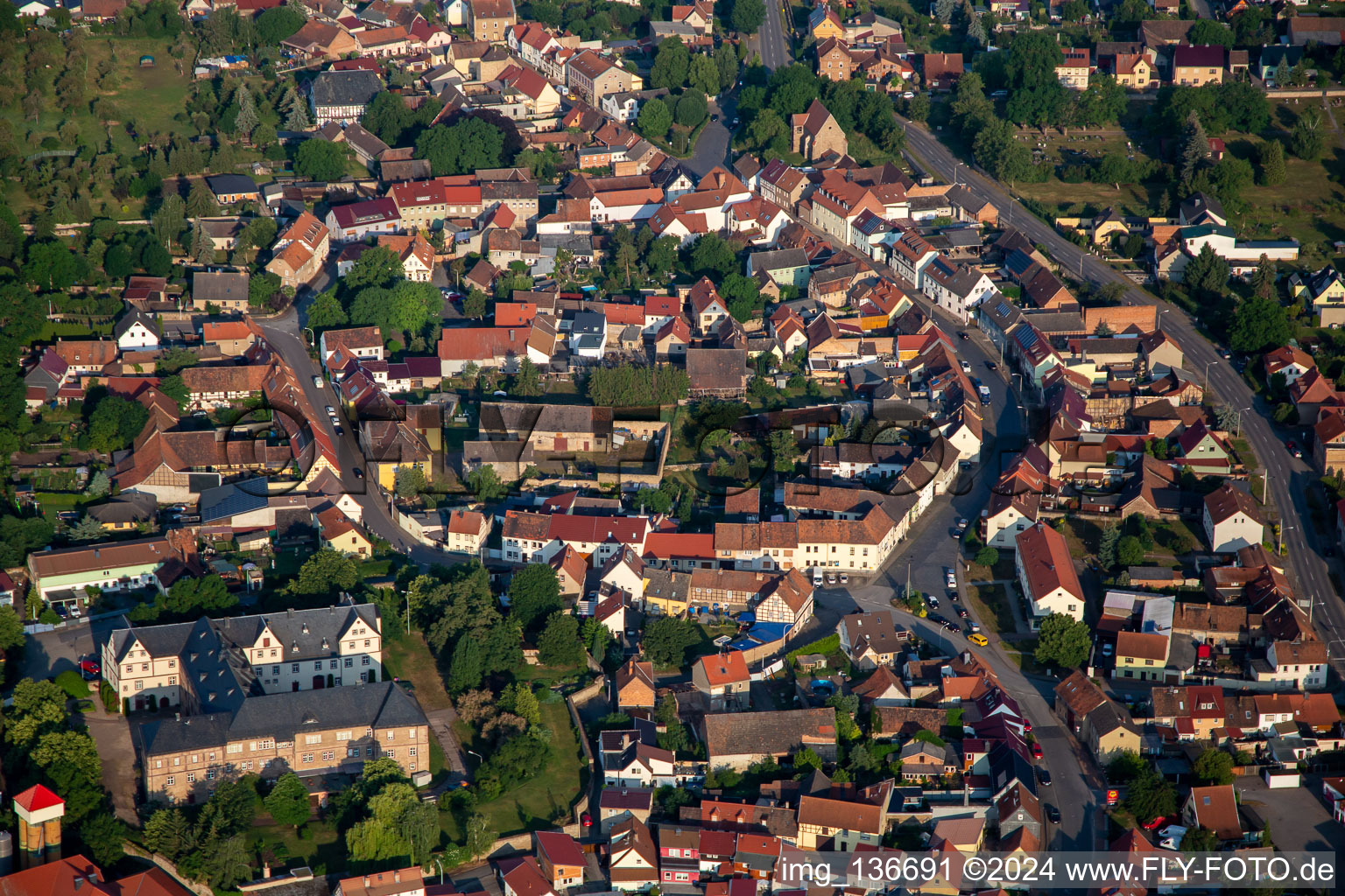 Schloßgasse in Wallhausen im Bundesland Sachsen-Anhalt, Deutschland