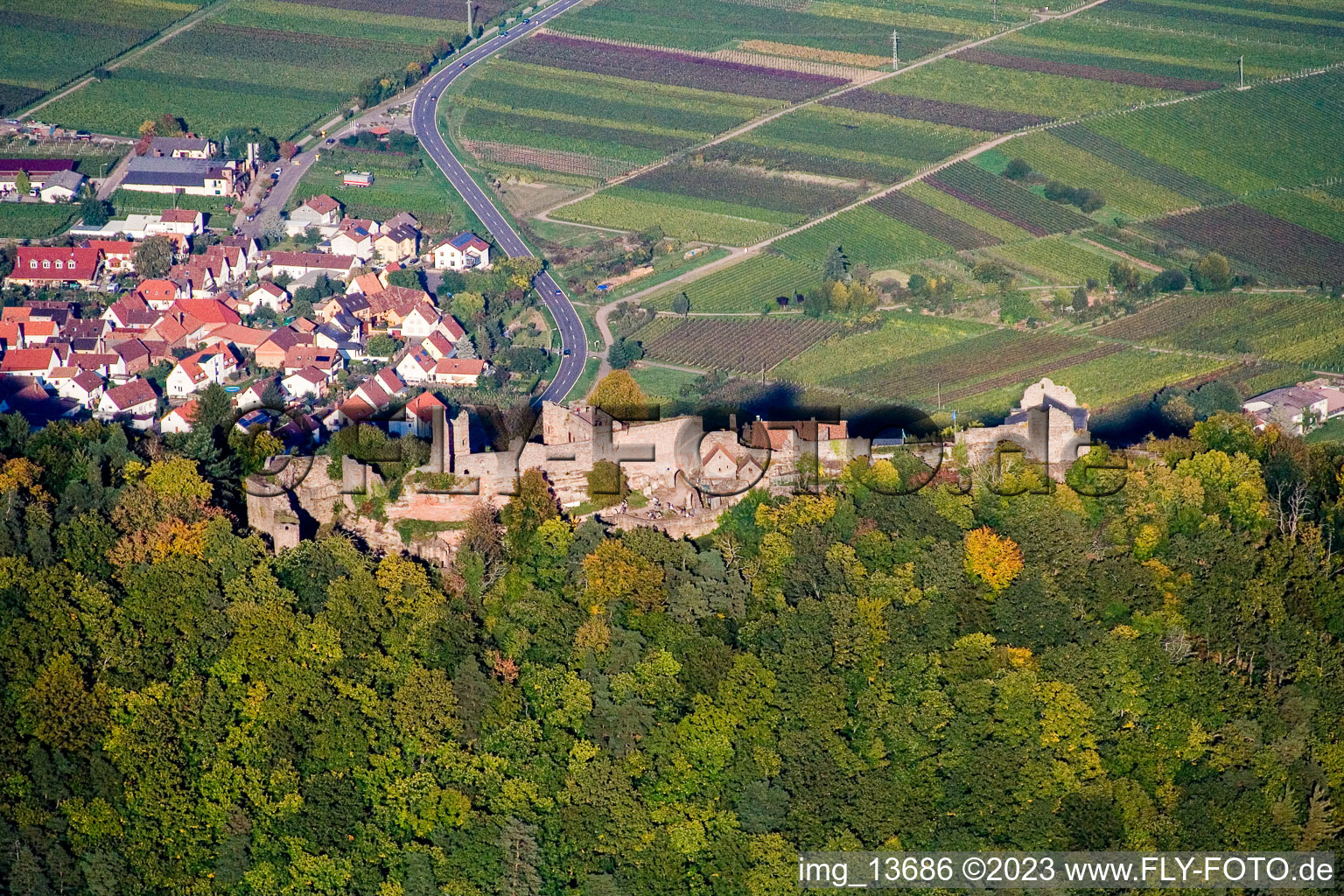 Eschbach, Burgruine Madenburg im Bundesland Rheinland-Pfalz, Deutschland
