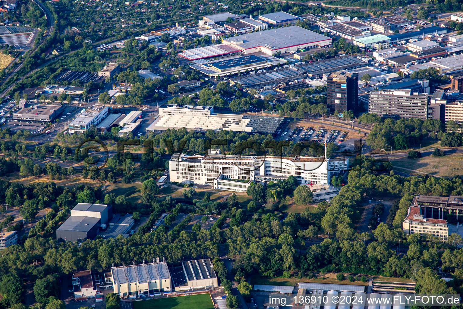 TECHNOSEUM von Norden im Ortsteil Oststadt in Mannheim im Bundesland Baden-Württemberg, Deutschland