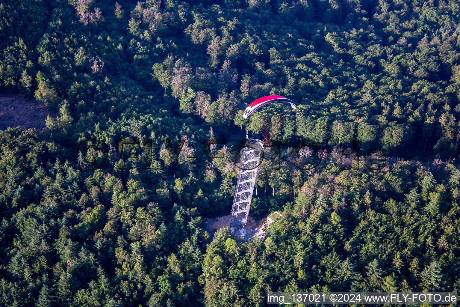 Trommturm Rimbach im Ortsteil Zotzenbach im Bundesland Hessen, Deutschland von oben