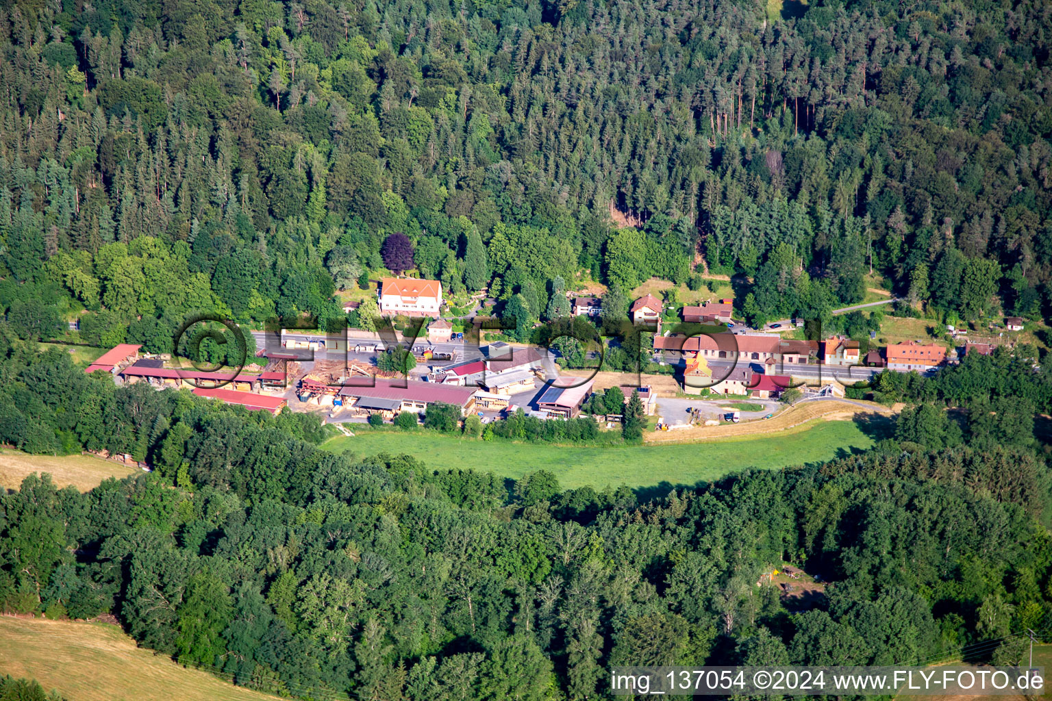 Holzland Seibert GmbH im Ortsteil Ebersberg in Erbach im Bundesland Hessen, Deutschland