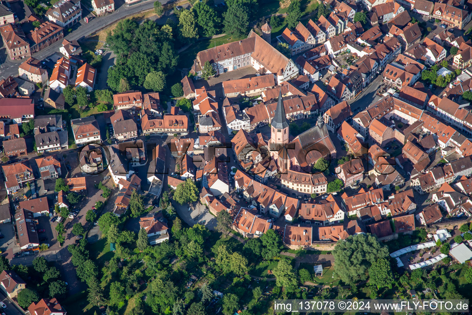 Historische Altstadt Stadtkirche in Michelstadt im Bundesland Hessen, Deutschland