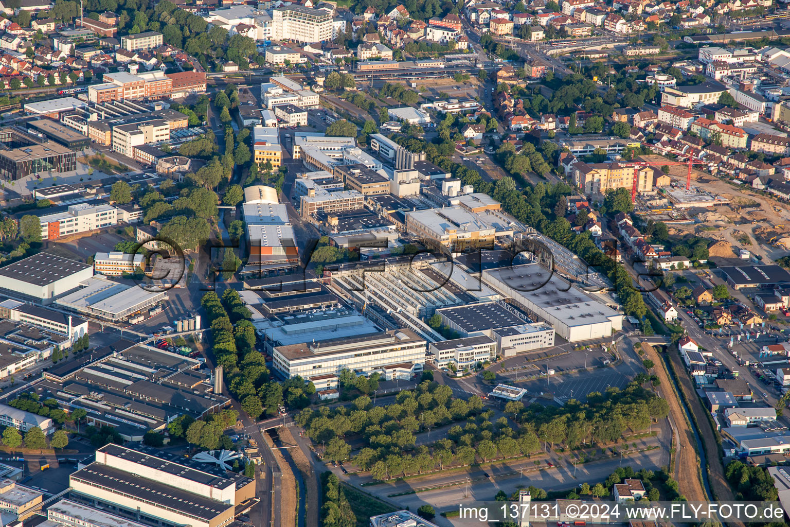 Nora systems GmbH, Freudenberg Sealing Technologies in Weinheim im Bundesland Baden-Württemberg, Deutschland