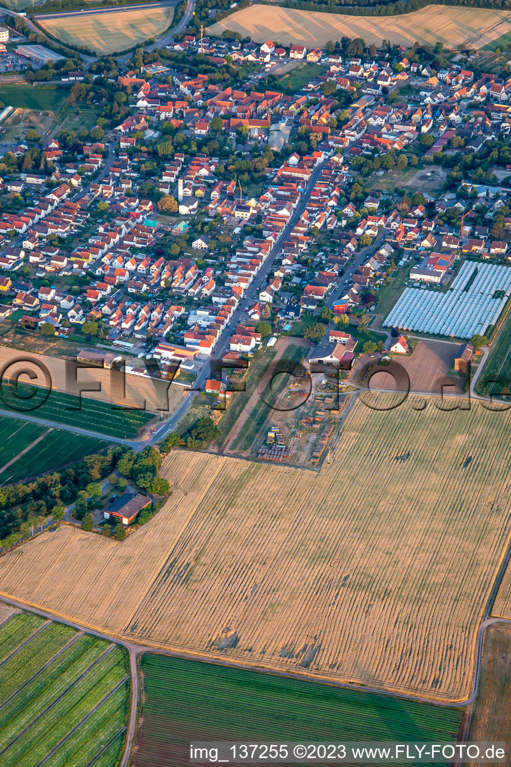 Luftbild von Bahnhofstr in Schwegenheim im Bundesland Rheinland-Pfalz, Deutschland